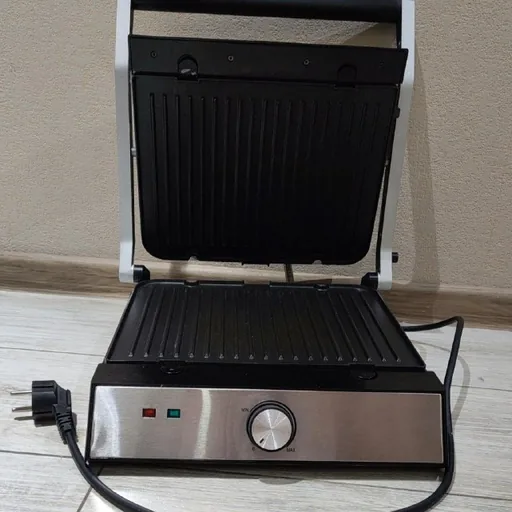 Гриль Kumtel, кофемашина Brayer