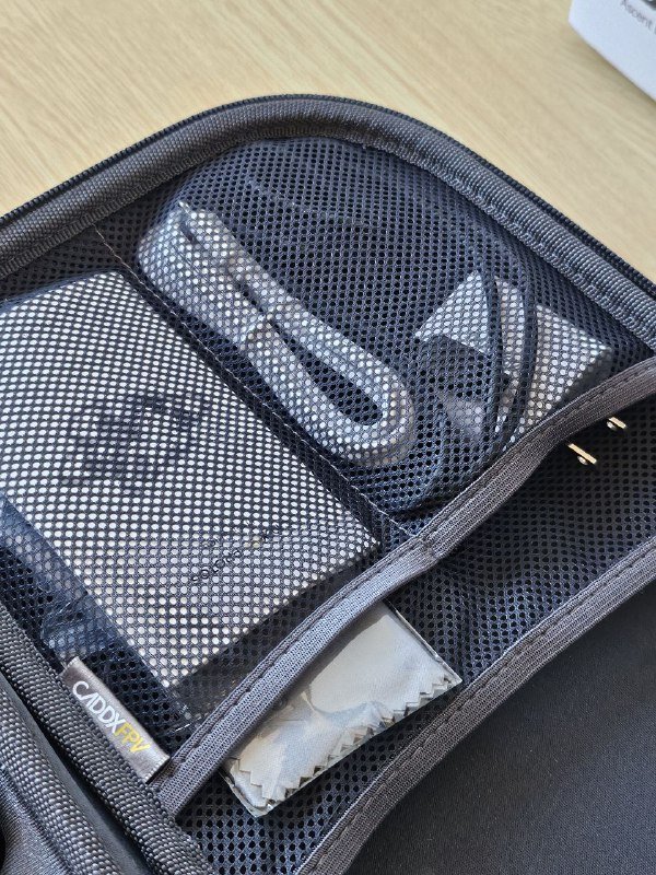 FPV дрон полный комплект с пультом и шлемом 5