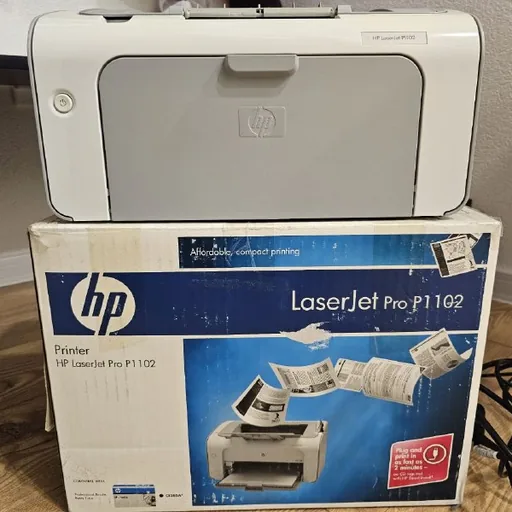 HP LaserJet Pro P1102 принтер