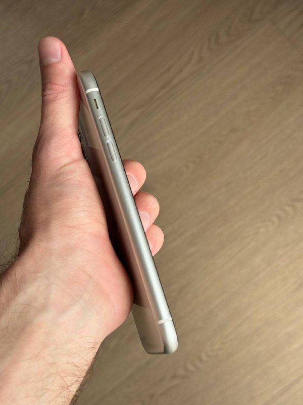 iPhone 11 64GB 4