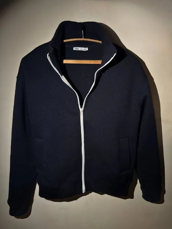 Zara, AirPods, Xbox Controller, подик 1