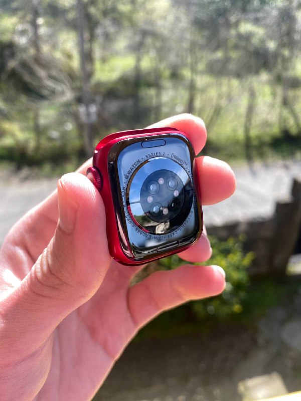 Apple Watch 7 41mm product Red 2