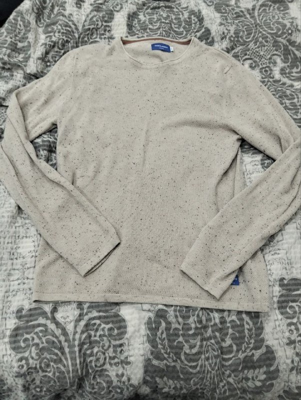 Футболка Supreme, светлый свитер 2