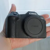 Canon R8 камера с объективом 24-50 мм 5