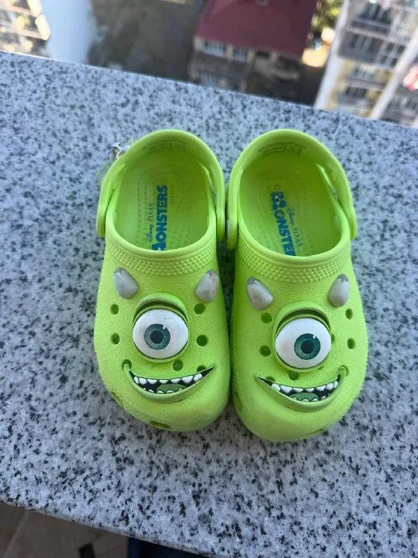 Crocs Корпорация монстров 1