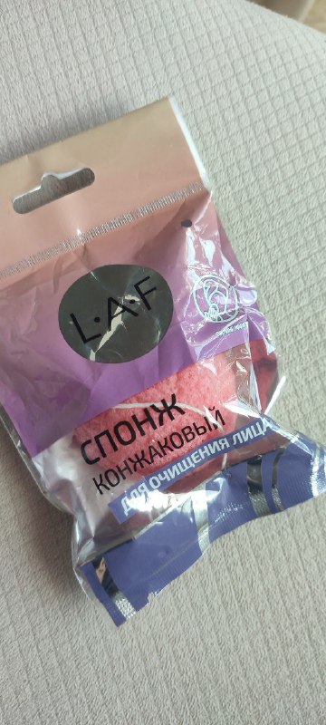 Ремувер волосков, конжаковый спонж LAF, колготки Calzedonia, трусики Uniqlo 2