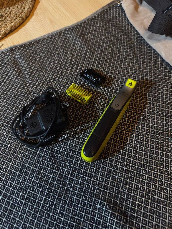 Триммер Philips ObeBlade с насадками и зарядкой