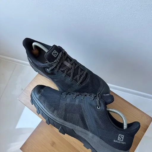 Salomon OUTline Prism sneakers, size 44