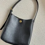 Женская рубашка, свитер Zara, сумка Mango 10