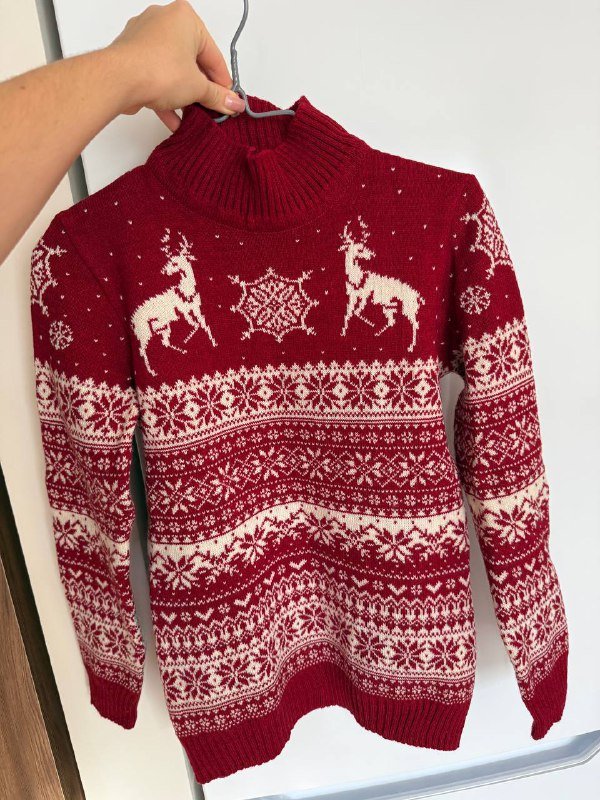 зимний тёплый свитер из натуральной шерсти размер S