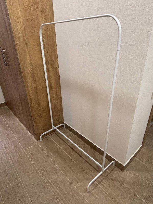 Вешалка для одежды 2