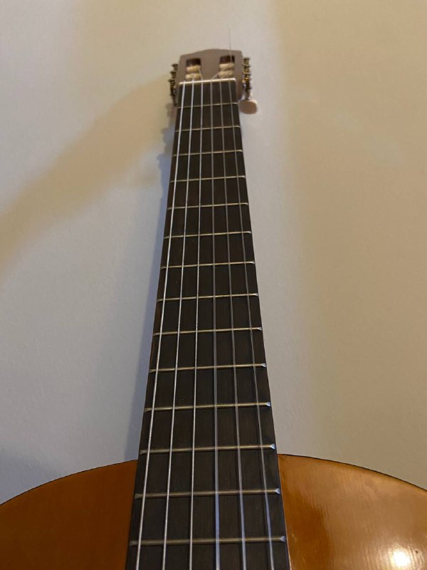 Классическая гитара Yamaha c40 с чехлом 2