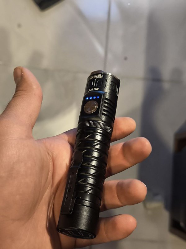 Фонарь Warsun A23 2000 лумен с магнитом и повер банк