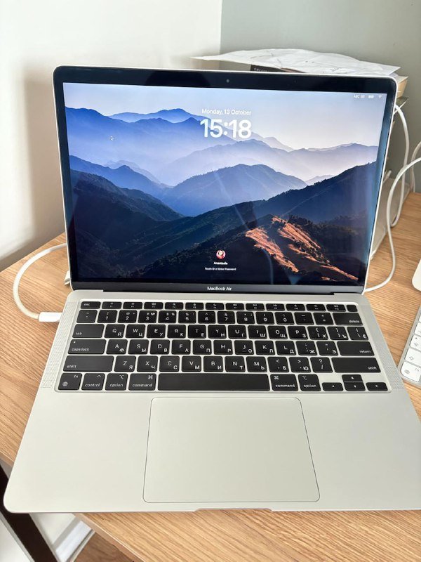 Macbook Air M1 13 дюймов 8/256 1