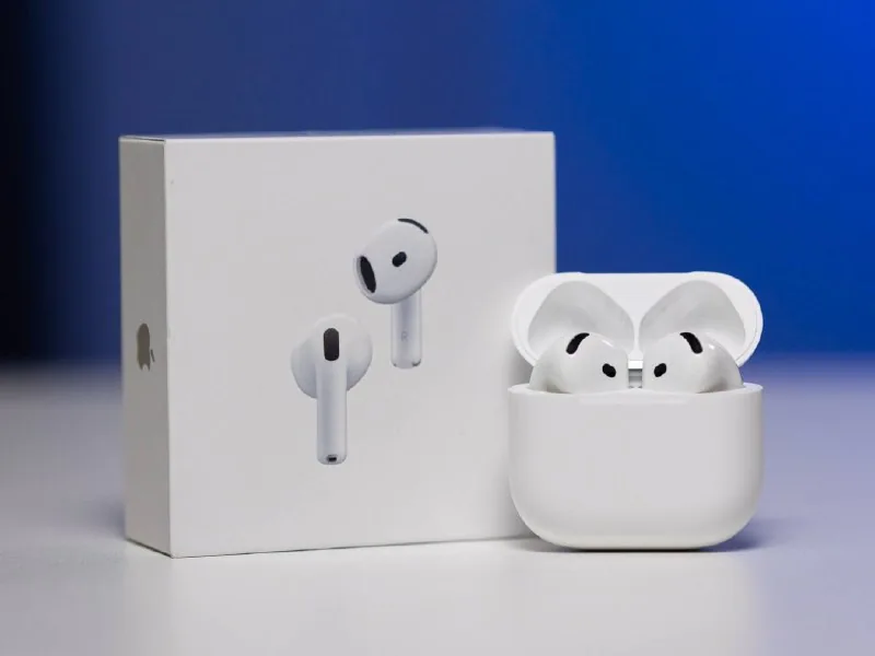 Apple AirPods 4 ANC