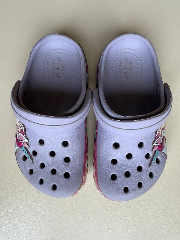 Конструктор Lego, Машинка радиоуправления, Тапки Crocs, Спасательный жилет, Рюкзак-корова, Сапоги резиновые, Тапочки-сланцы 3
