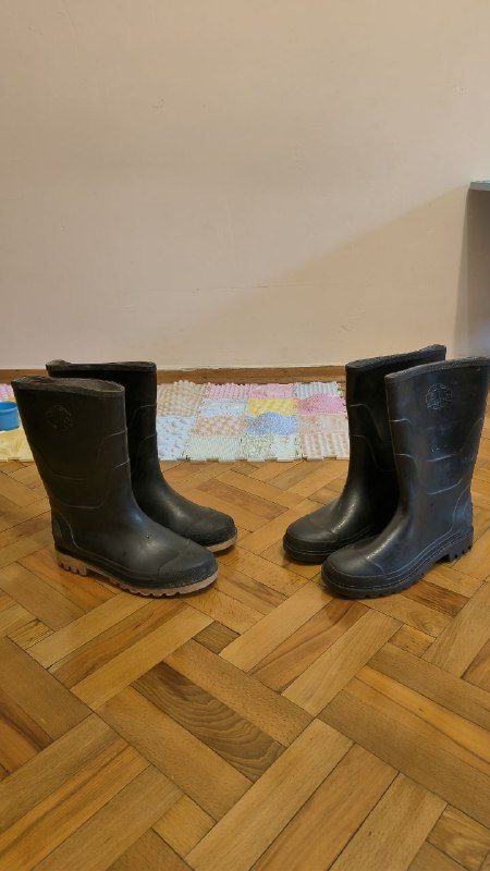 Резиновые сапоги размер 40 и 41