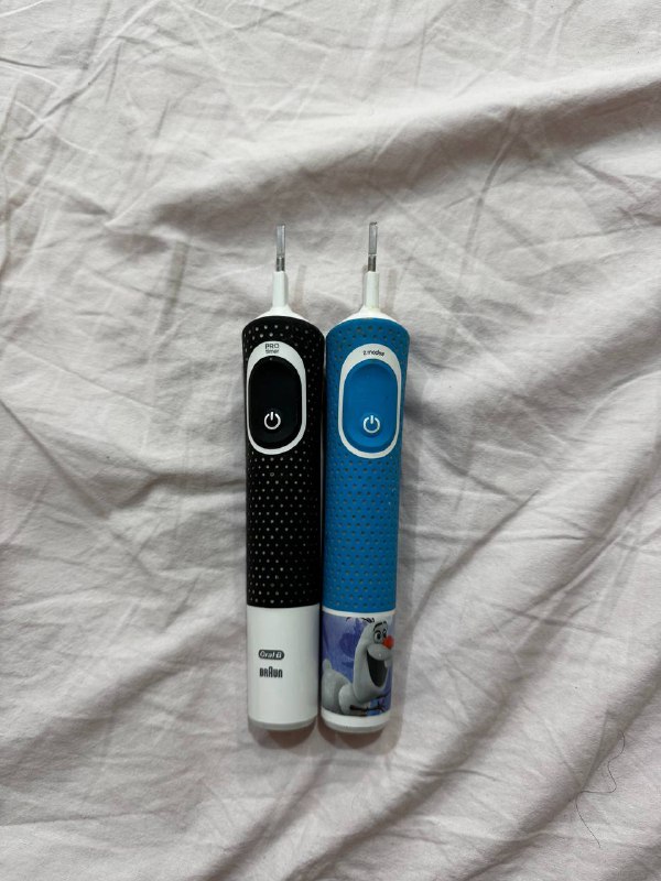 Электрические зубные щетки Oral B для взрослого и ребенка
