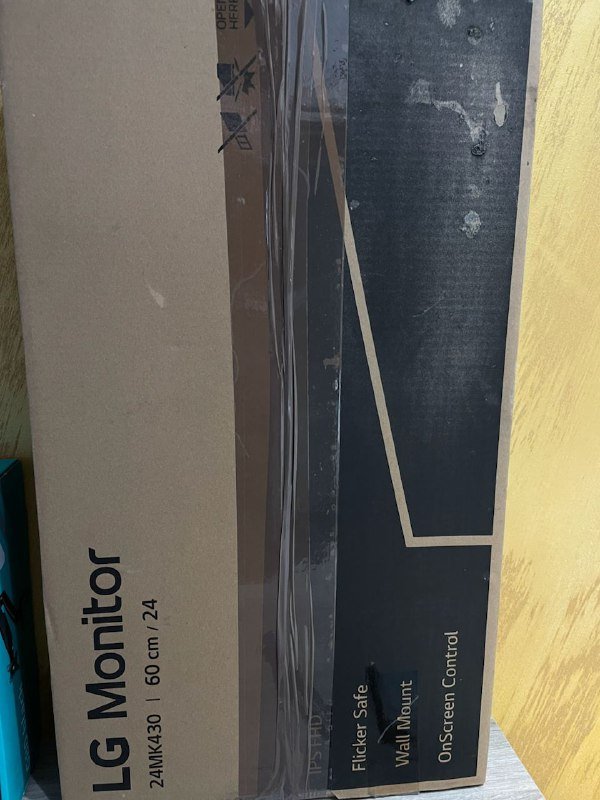 Коврики, монитор LG 24MK430H-B, компрессор, печка, лампы, шлем, держалка для телефона 8