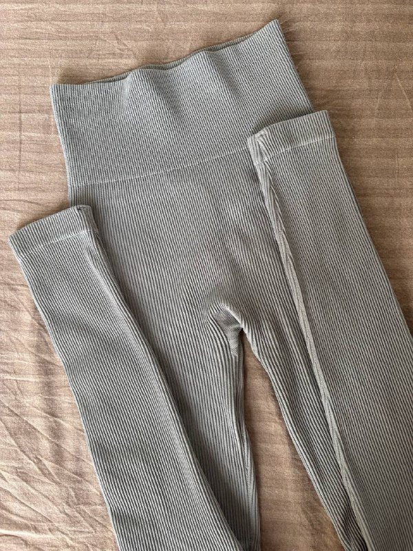 Леггинсы и спортивный топ Nisha’23 2