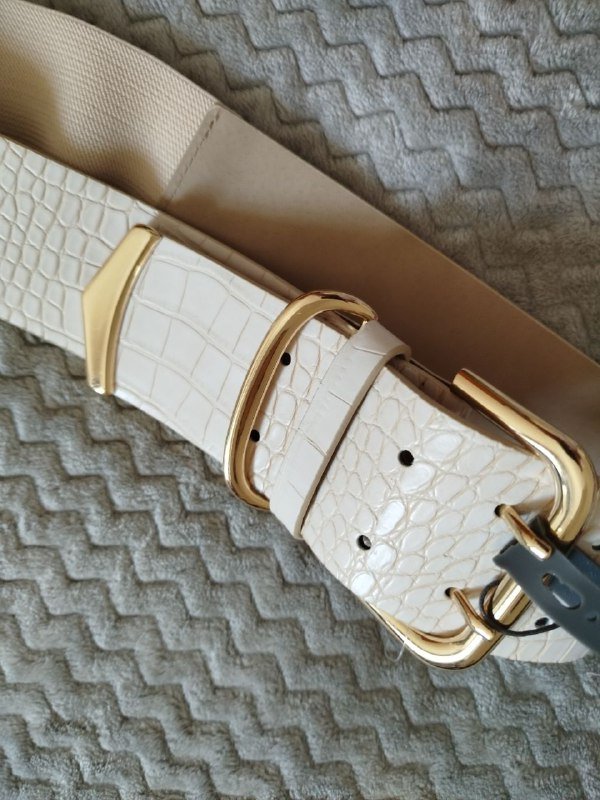 Ремень Vince Camuto новый M-L белый