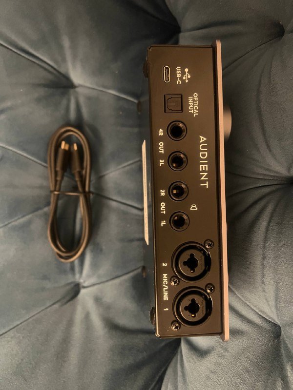 Звуковая карточка Audient id14 mk2 3