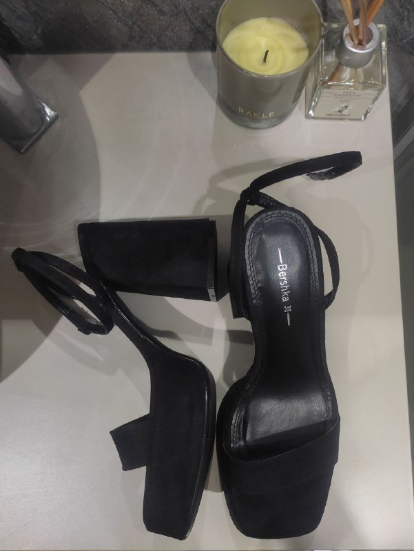 Новые босоножки 38 39 размер