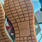 Женские кроссовки Ara 4