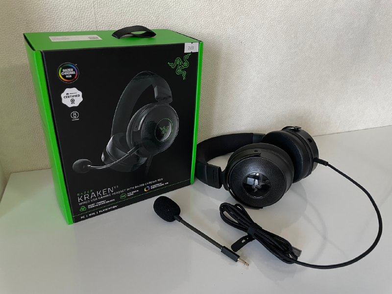 Игровые наушники Razer Kraken V3