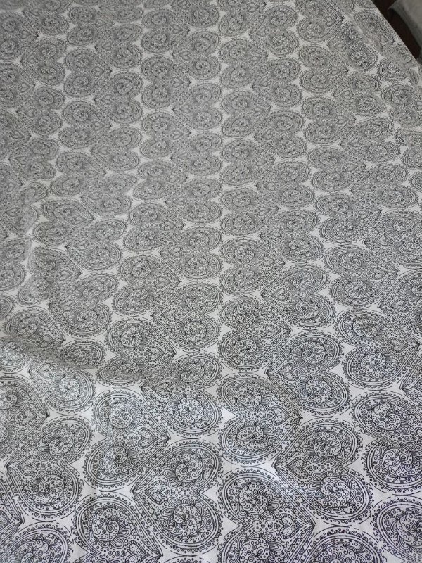 Две большие хлопковые ткани 1.80*2.40