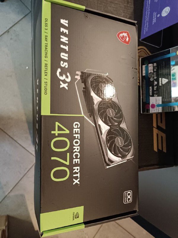 Промоутер RTX 4070 MSI Ventus 3X E1 12 GB