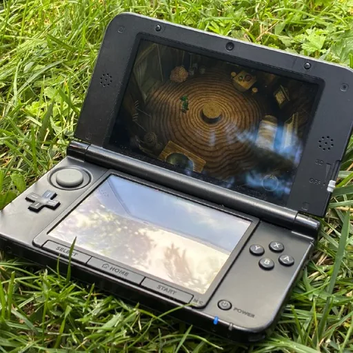 Nintendo 3DS XL