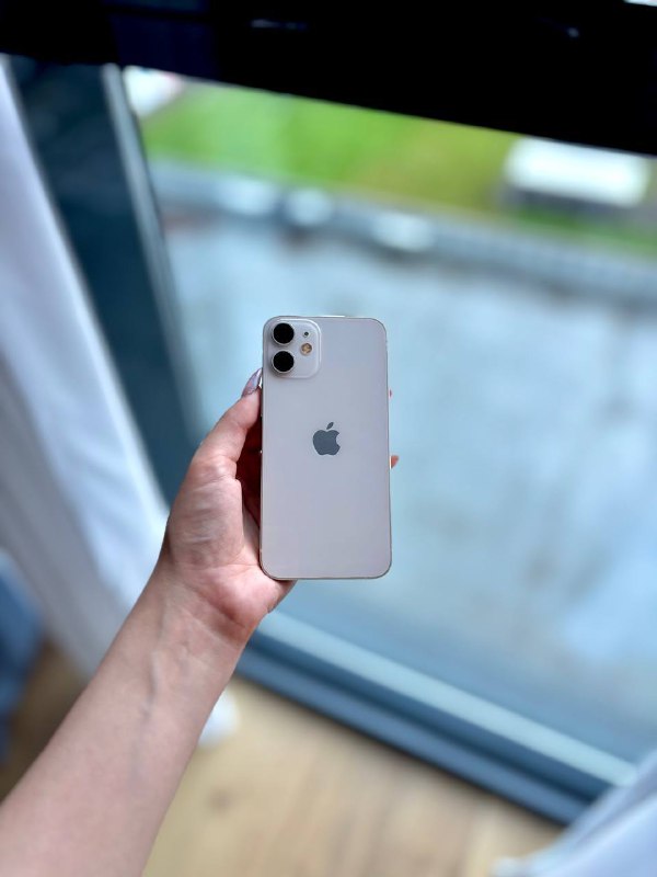 iPhone 12 mini, Apple HomePod Mini, Razer Gaming Mouse Viper, MacBook Air 2017