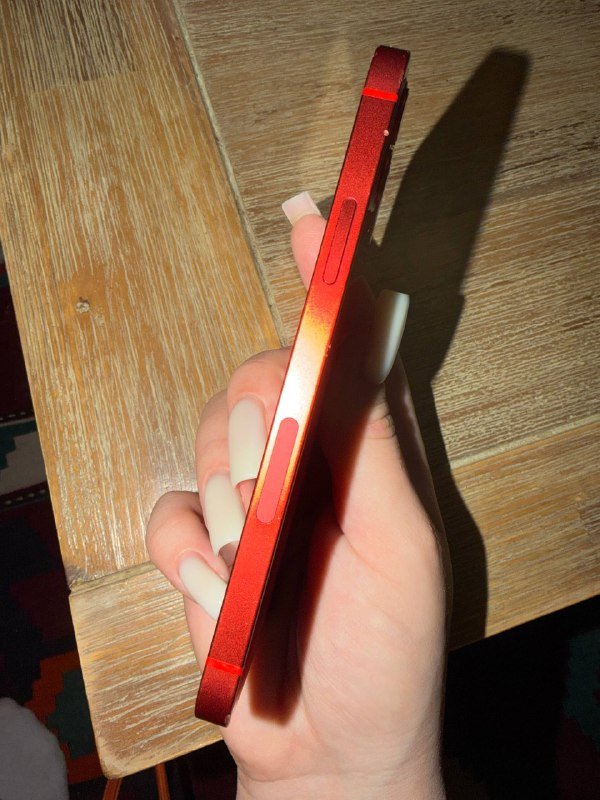iPhone 12 red 128GB 4