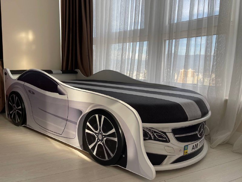 Детская кровать машинка 2