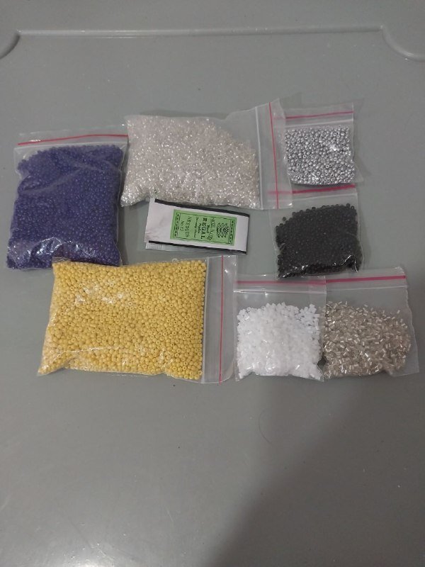 Бисер и иглы