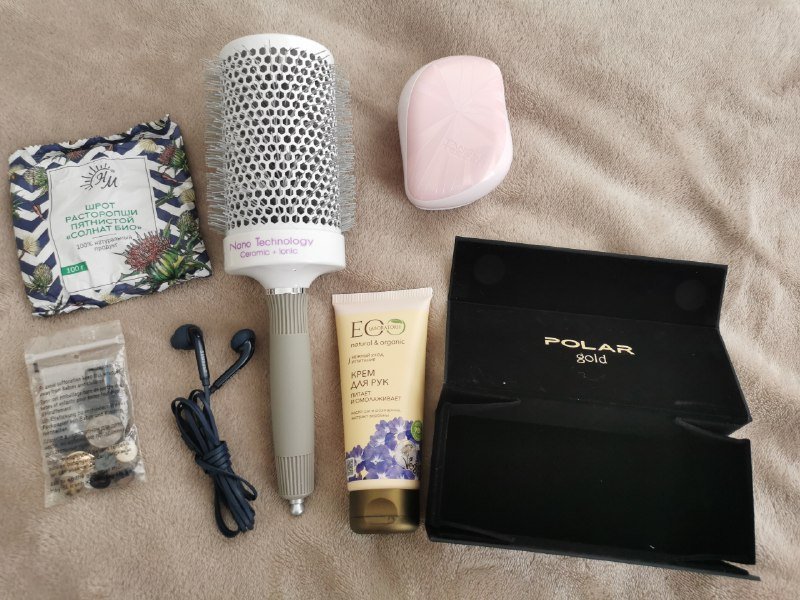 Шрот расторопши, брашинг, крем для рук, гарнитура, расческа, коробочка, пуговицы