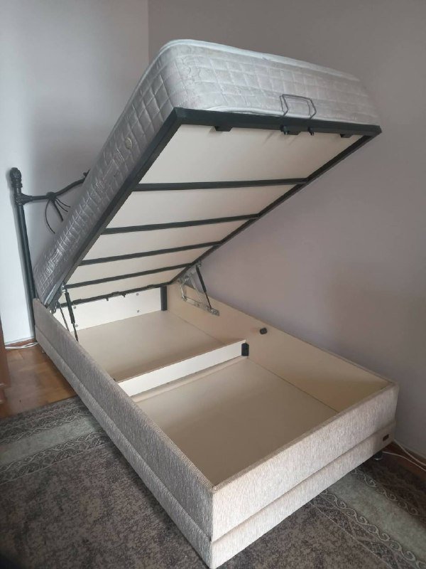 Диван, Кровать с матрасом 5