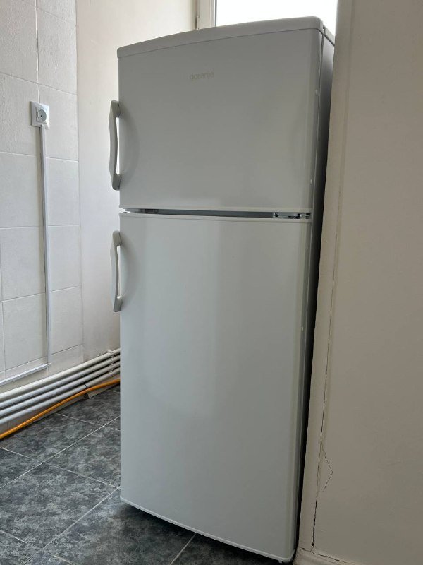 Холодильник Gorenje 64x89x46.5