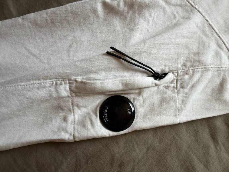 Cp company белая куртка размер M 2