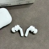 Apple AirPods Pro 3 2