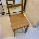 ორი სკამი 1