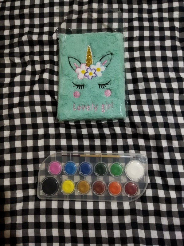 кукла, мягкие игрушки, краски акварель, блокнот 2