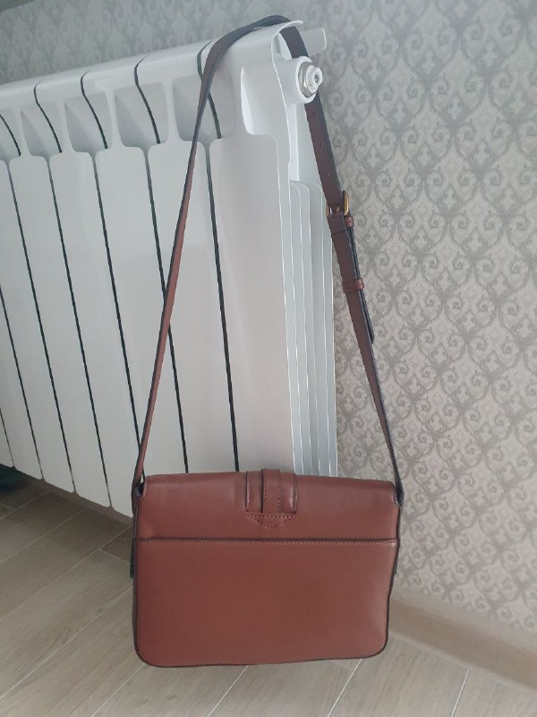 Коричневая кожаная сумка Banana Republic 2