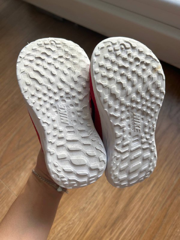 Детские кроссовки NIKE размер 22 4