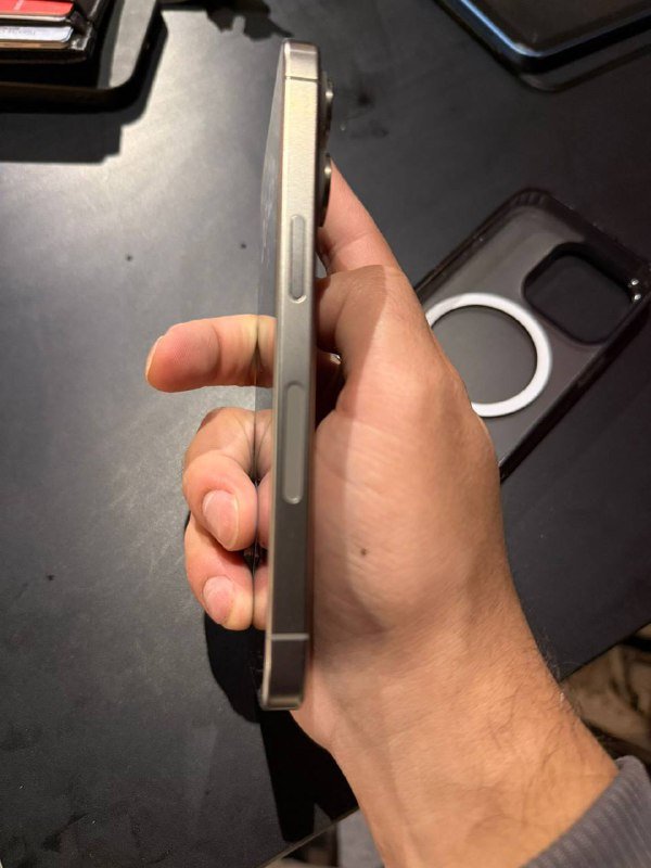 iPhone 15 Pro 256 GB 5