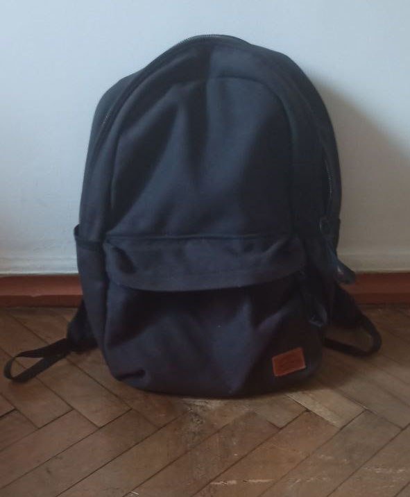 Два стула, Мужские туфли 44, Рюкзак мужской, Жилет мужской XL, Мужские духи, Гантели разборные, Плащ унисекс, Настольная игра CATAN 3