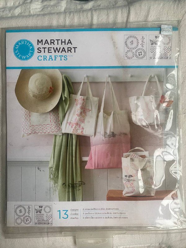 Трафареты на клейкой основе Martha Stewart 2 шт