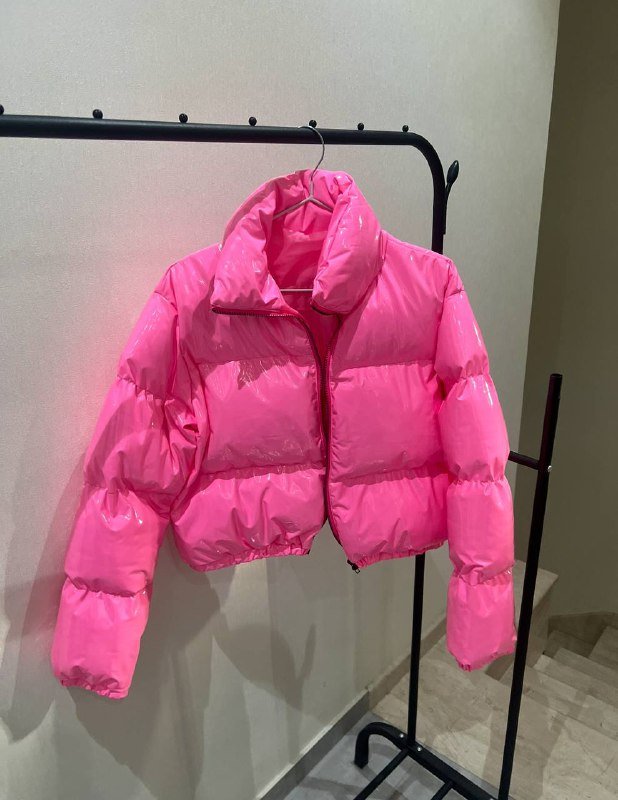 Розовая женская куртка S, M