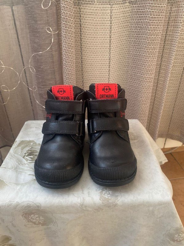 Немецкие утеплённые ботинки ортопедические размер 25 3